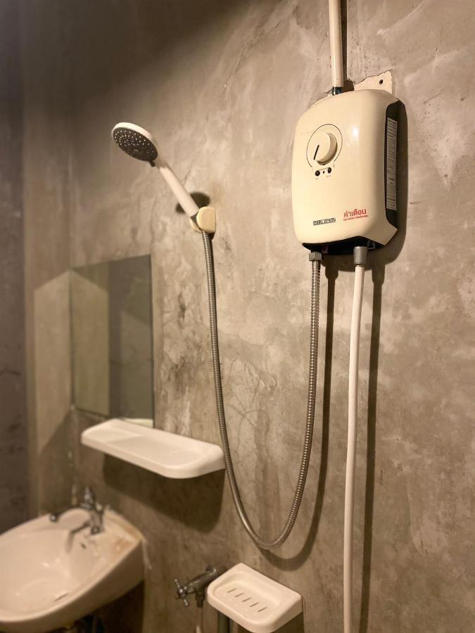 בנגקוק Rhythm Of Life Guesthouse 56 מראה חיצוני תמונה